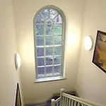 The Mitre Нерсборо